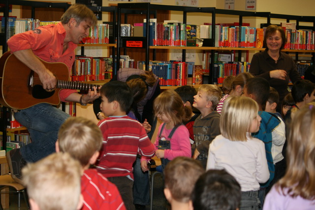gal/2010/2010 Saitentwist Buecherei Borbeck 90 Jahre 18.11/2010 Saitentwist Buecherei Borbeck 90 Jahre 18.11. 066.jpg